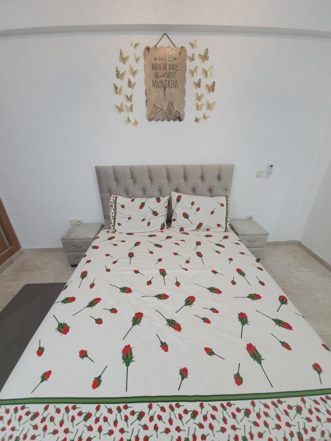 Deluxe Apartment In Marrakesh. Hevernage Flat Bagian luar foto