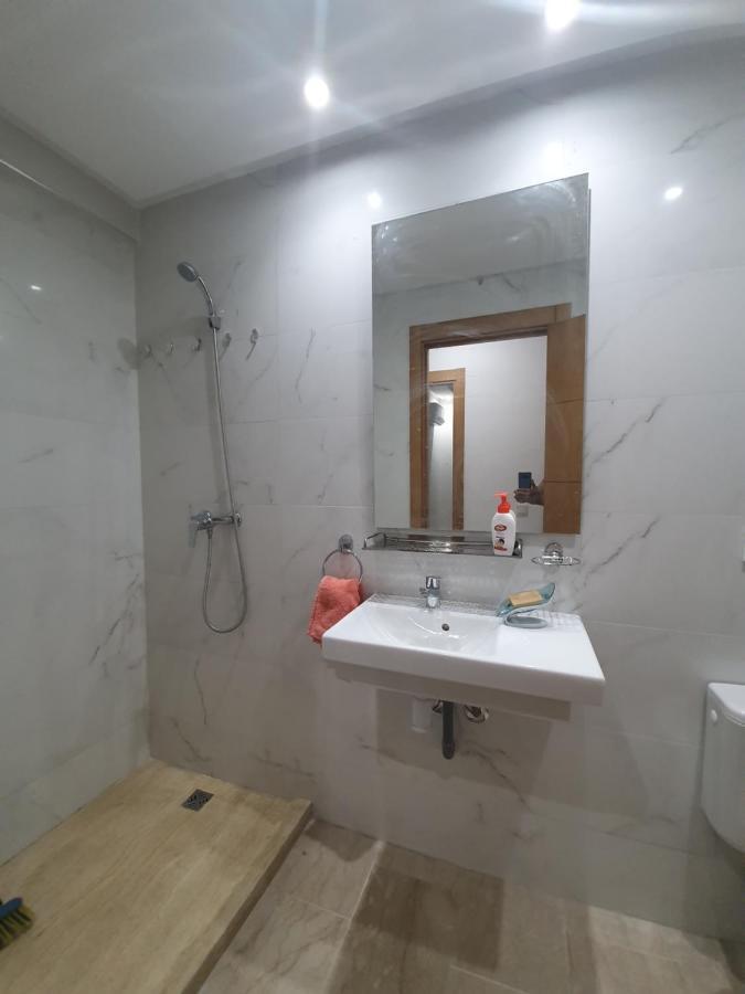 Deluxe Apartment In Marrakesh. Hevernage Flat Bagian luar foto
